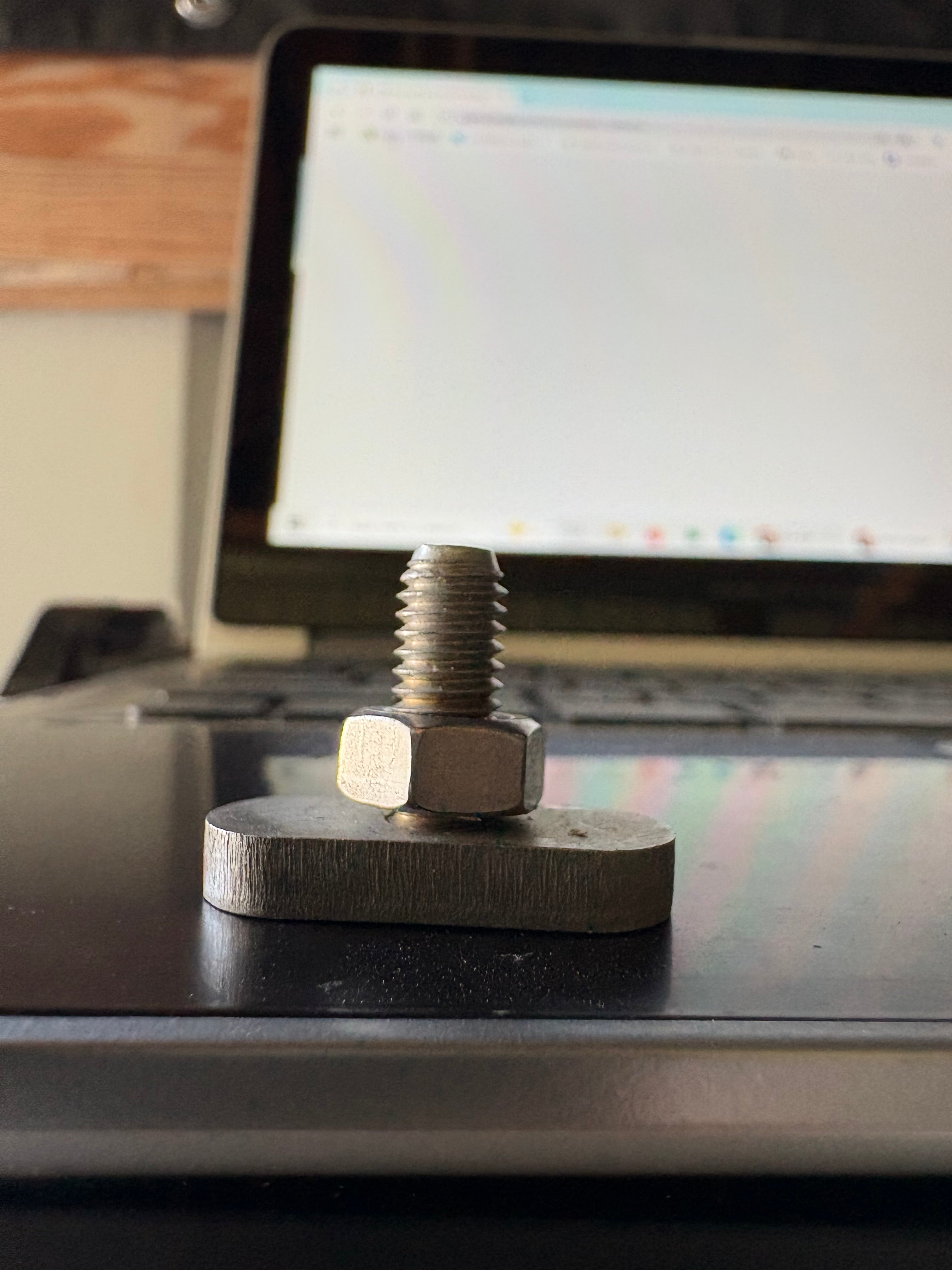 Rowing Foot plate rail screw
